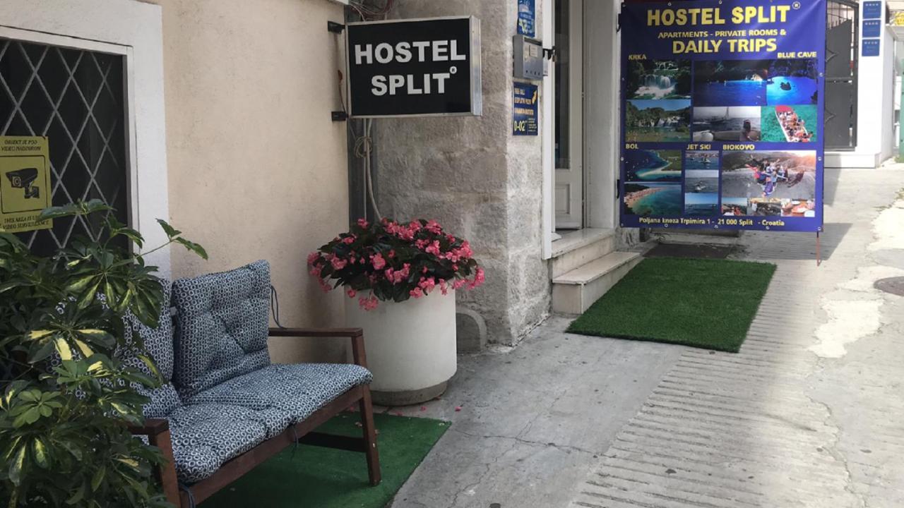 Hostel Split Bagian luar foto