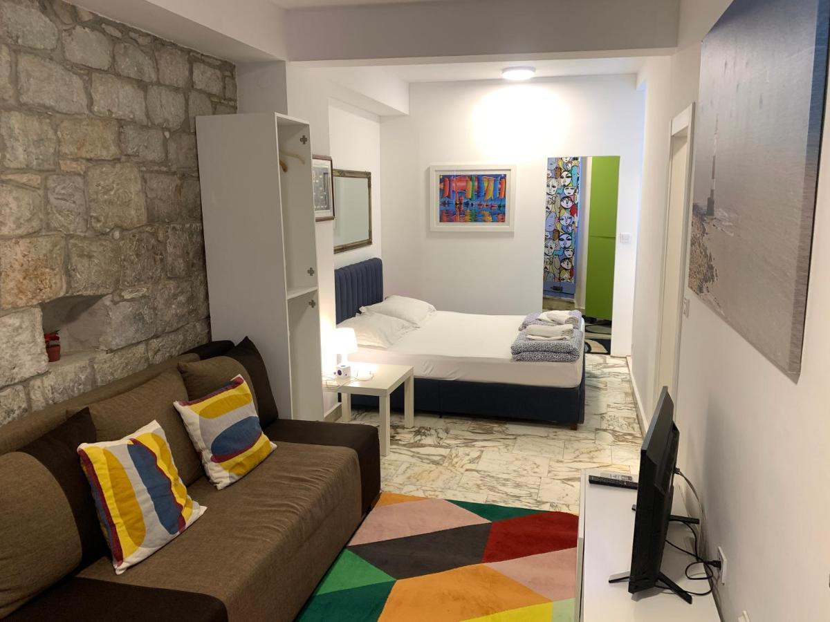 Hostel Split Bagian luar foto