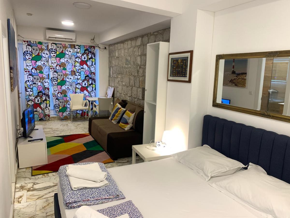 Hostel Split Bagian luar foto