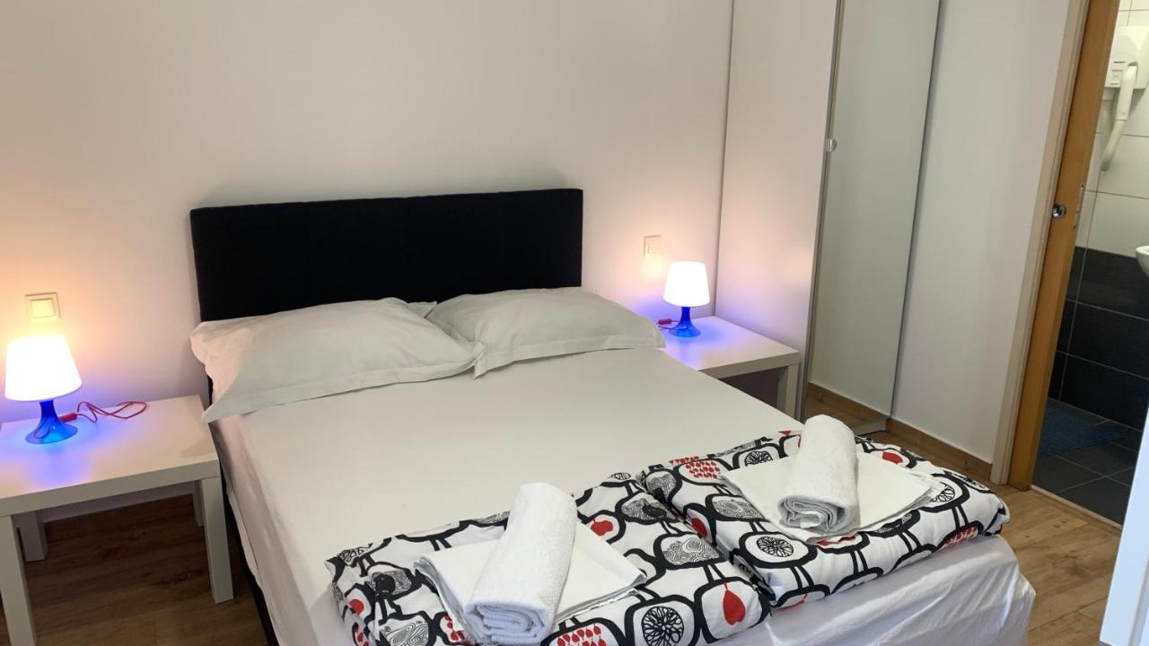 Hostel Split Bagian luar foto