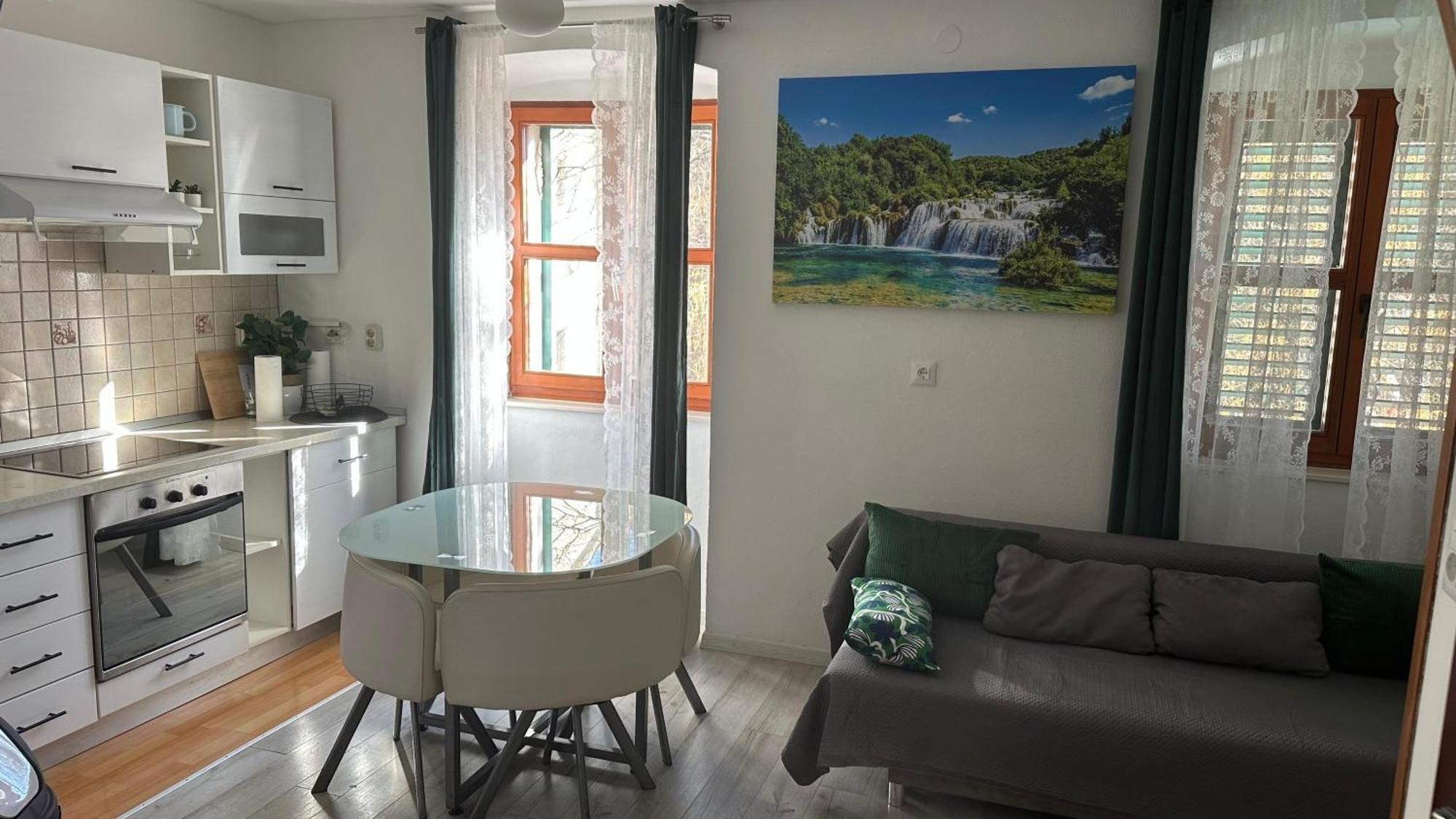 Hostel Split Bagian luar foto