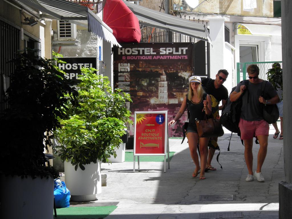 Hostel Split Bagian luar foto
